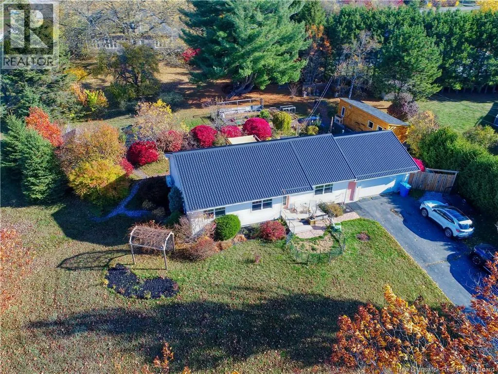 2 Meredith Drive