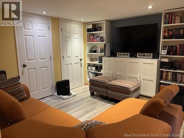 2 Meredith Drive