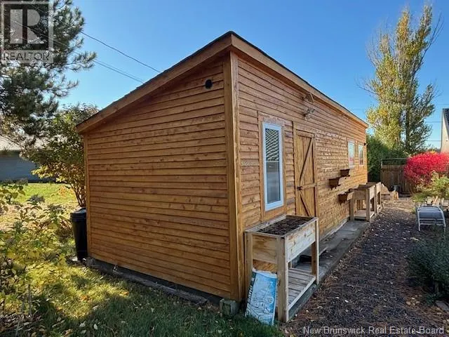 2 Meredith Drive