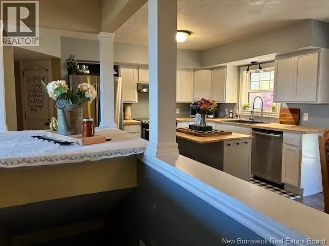 2 Meredith Drive