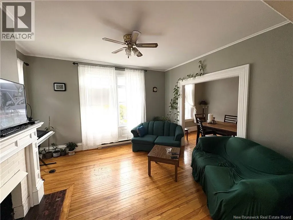 131 Wentworth Street