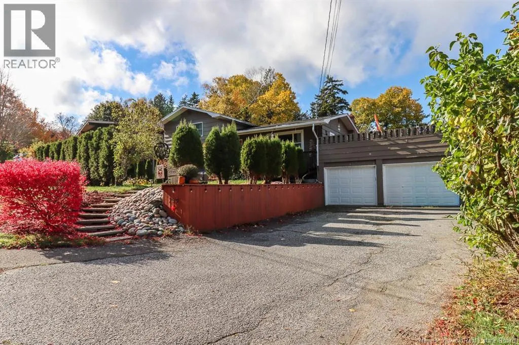 259 Bay Crescent Drive