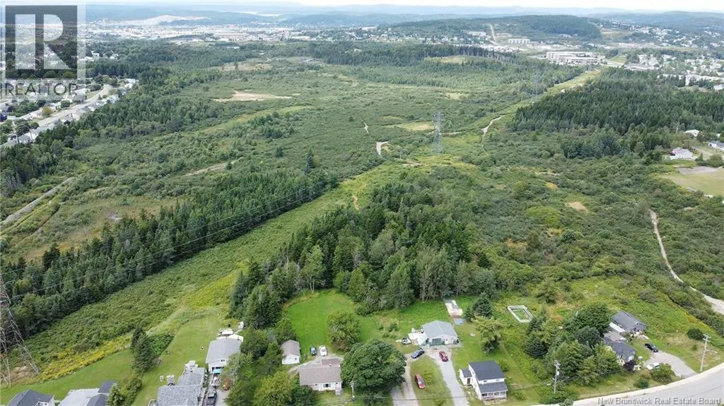 Vacant Grandview Avenue