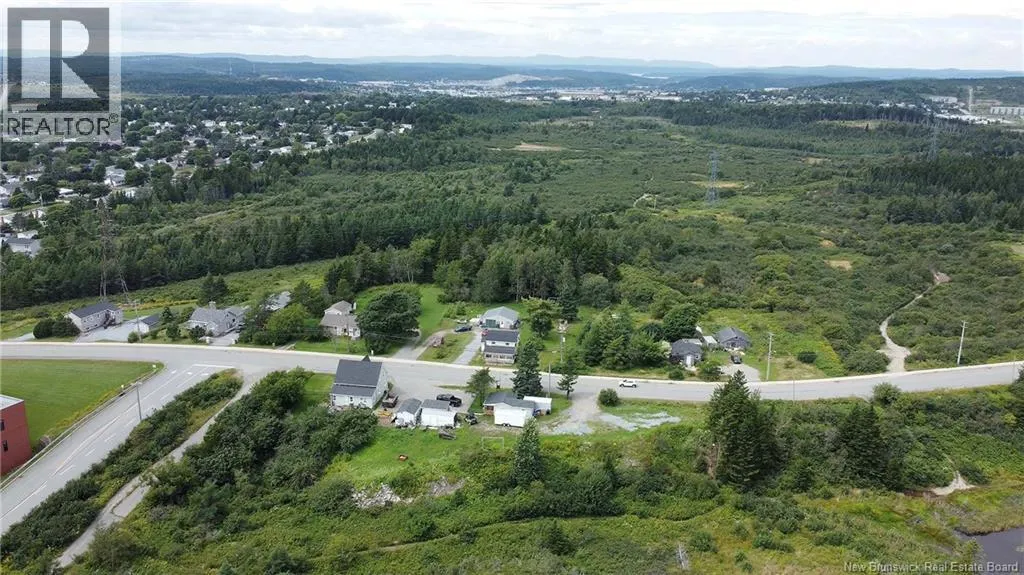 Vacant Grandview Avenue