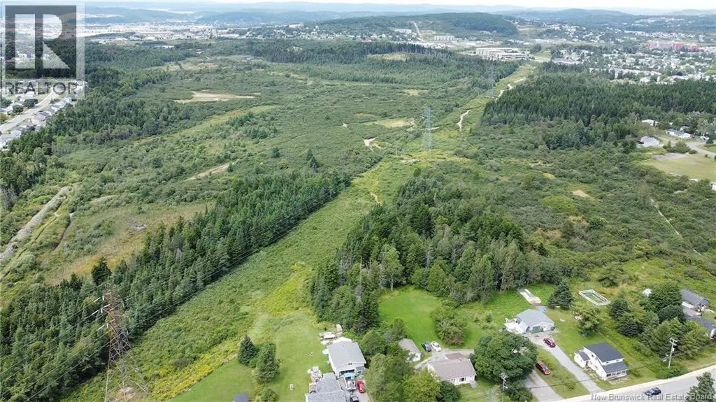 Vacant Grandview Avenue