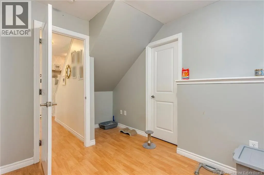 20 Woodhollow Unit# 5