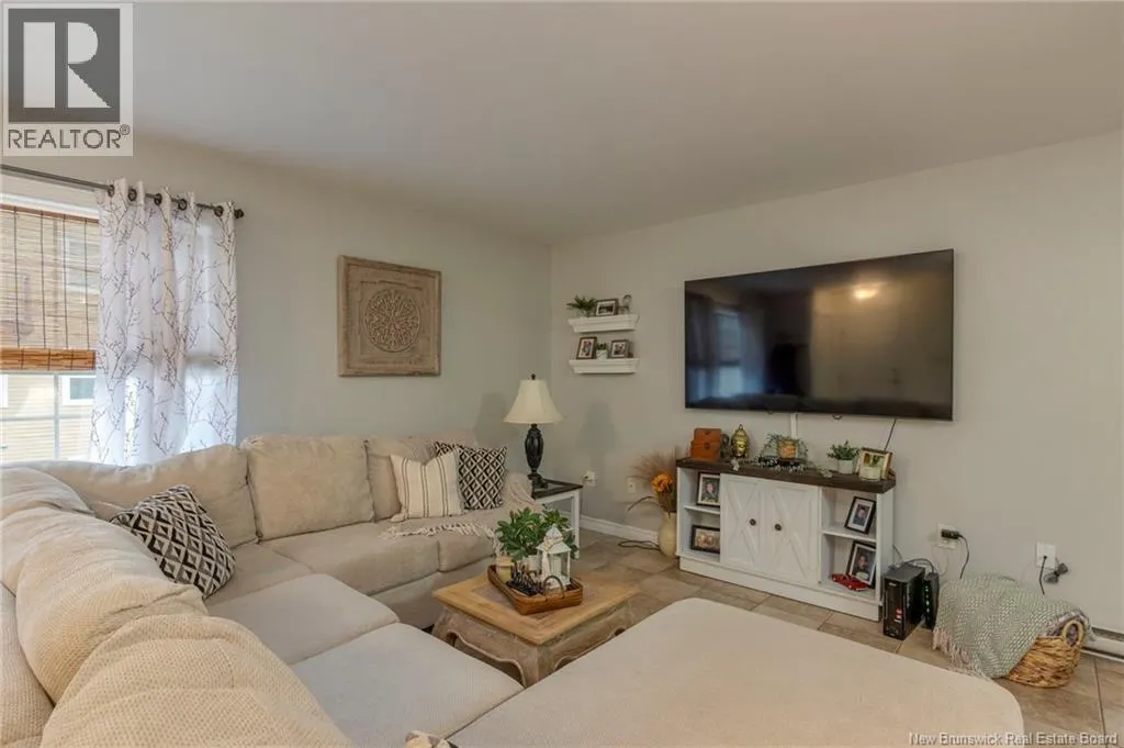 20 Woodhollow Unit# 5