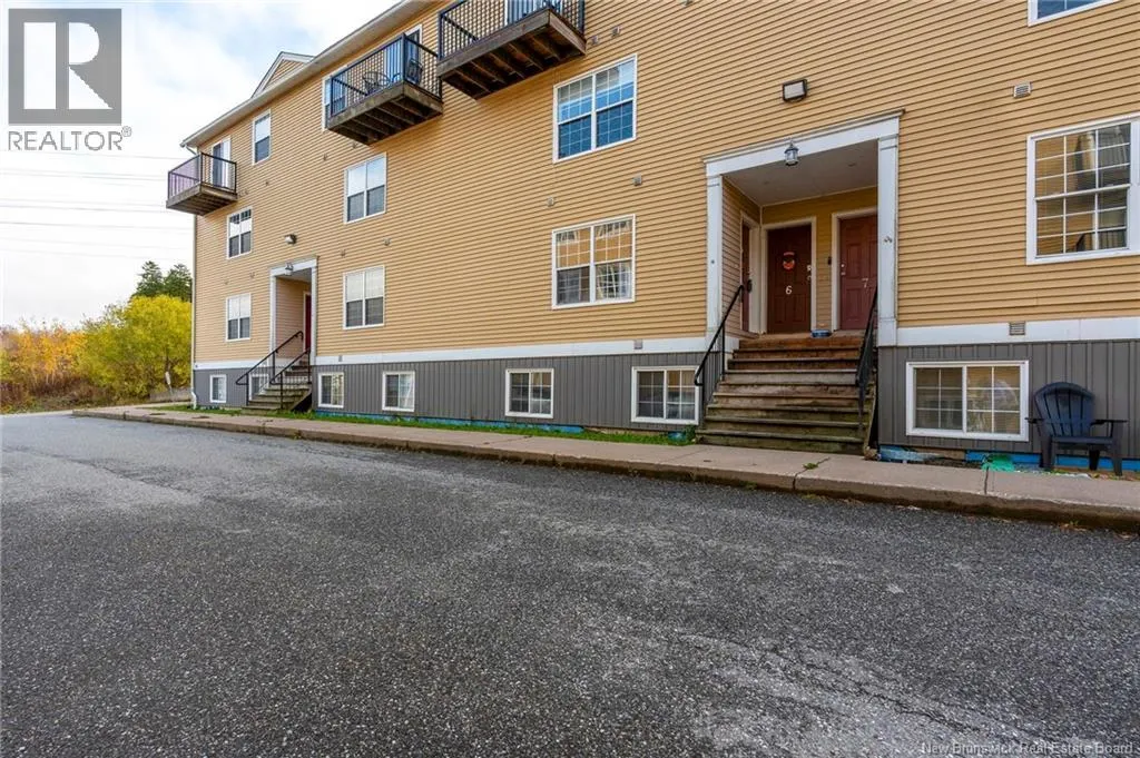 20 Woodhollow Unit# 5