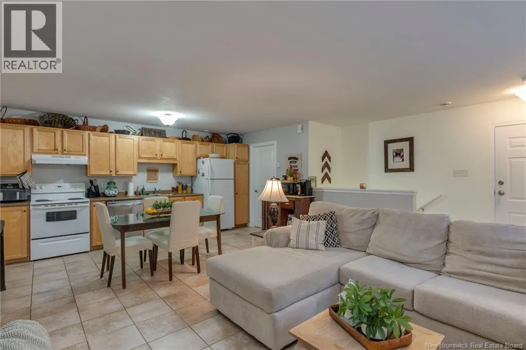 20 Woodhollow Unit# 5