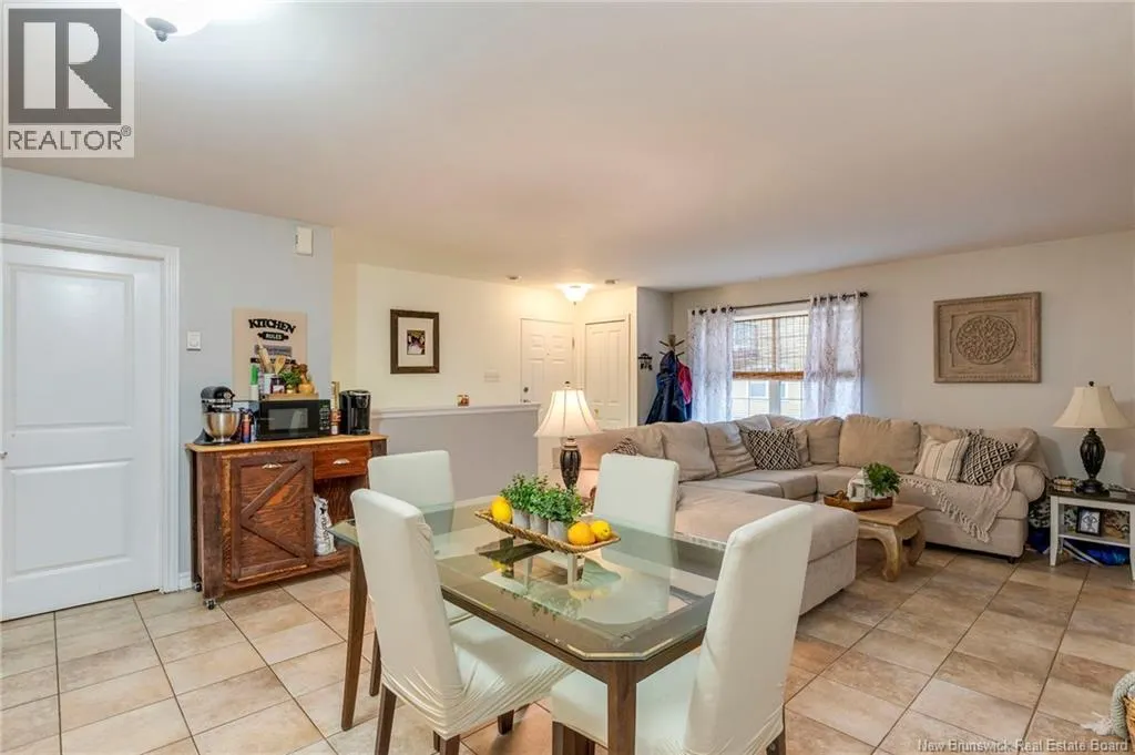 20 Woodhollow Unit# 5