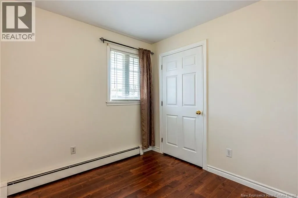 635-637 Michael Crescent