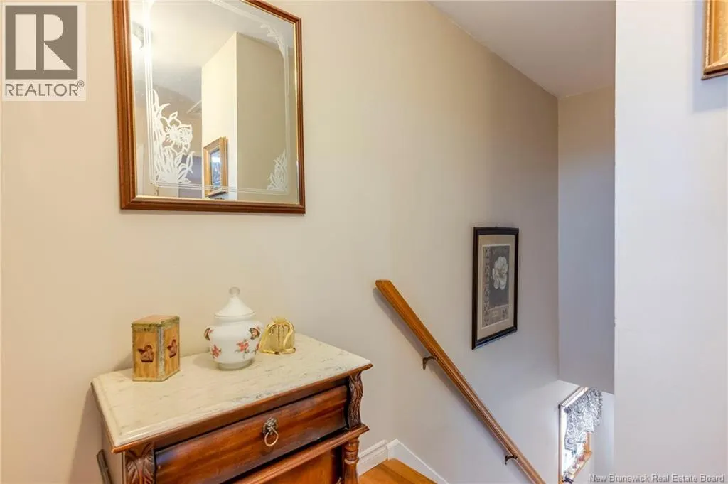 635-637 Michael Crescent