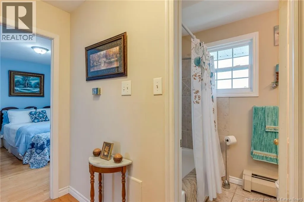 635-637 Michael Crescent