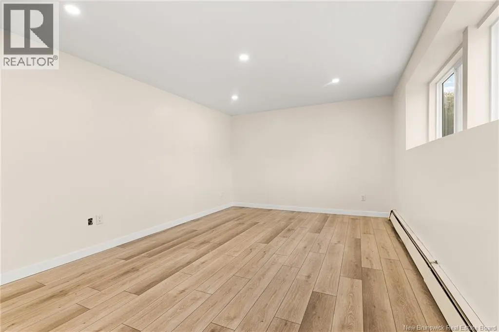 33-35 Coventry Crescent