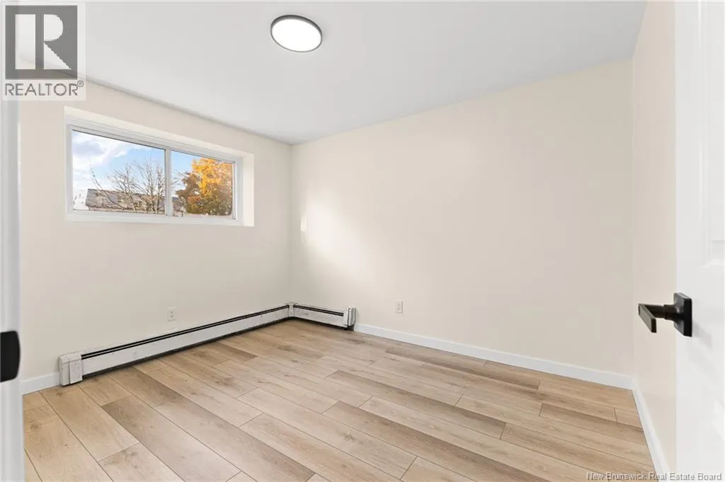 33-35 Coventry Crescent