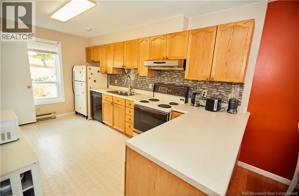 10 Brentwood Crescent