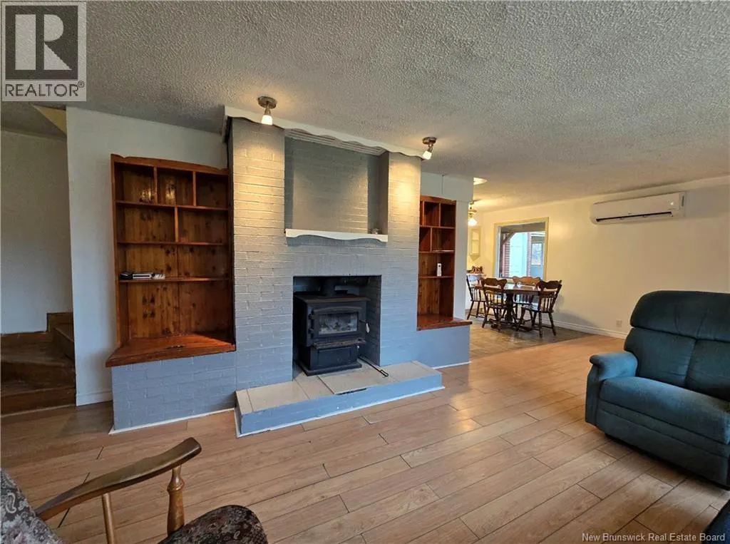 46 Rue De La Vieille Usine Street