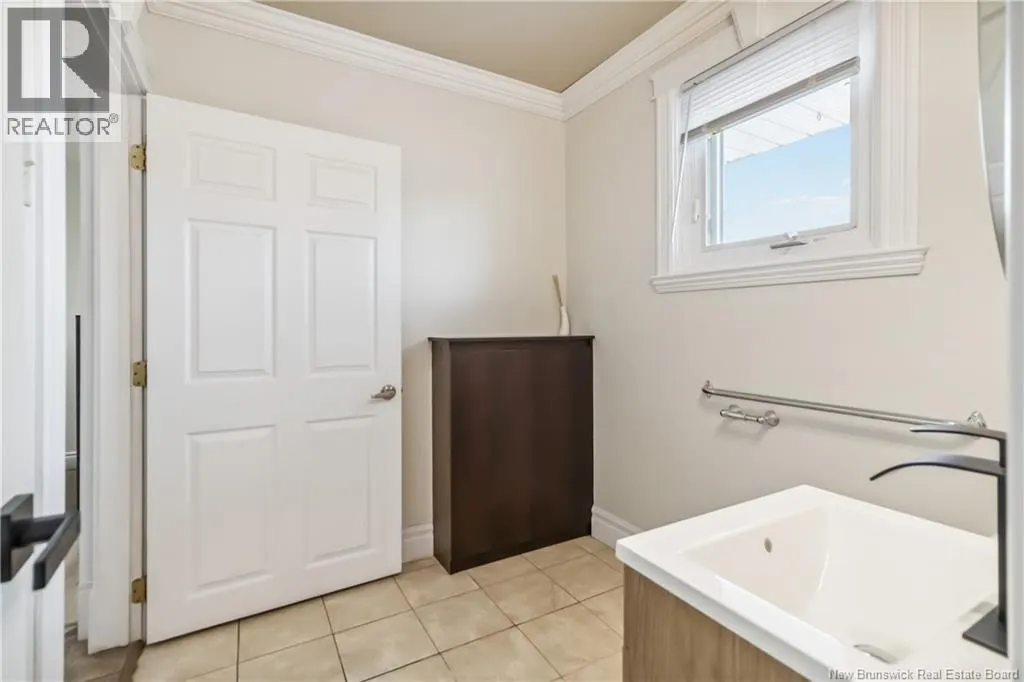 338 Kendra Street Unit# 1