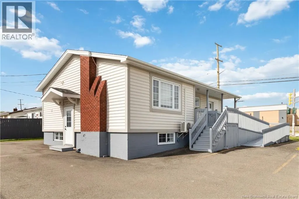 338 Kendra Street Unit# 1