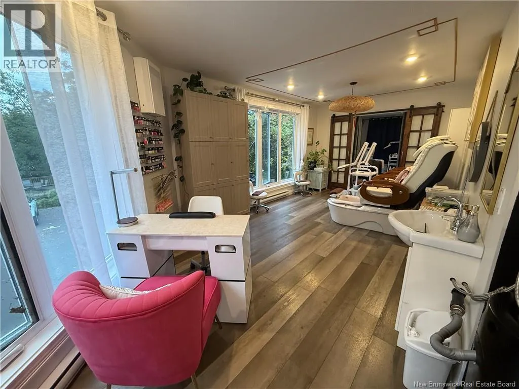 301 Woodstock Road