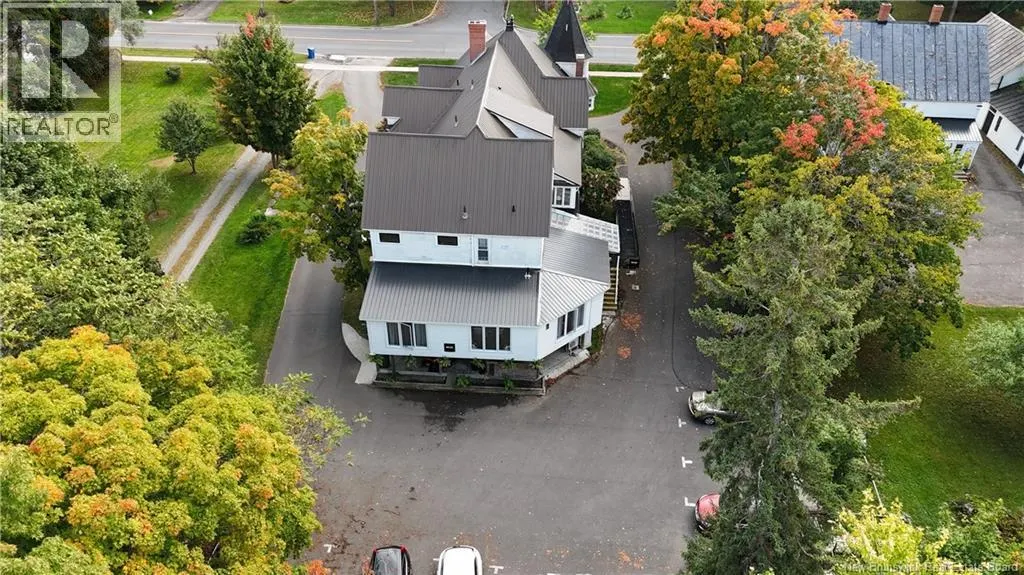 301 Woodstock Road