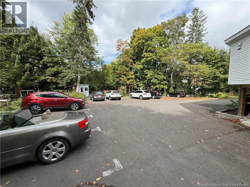 301 Woodstock Road