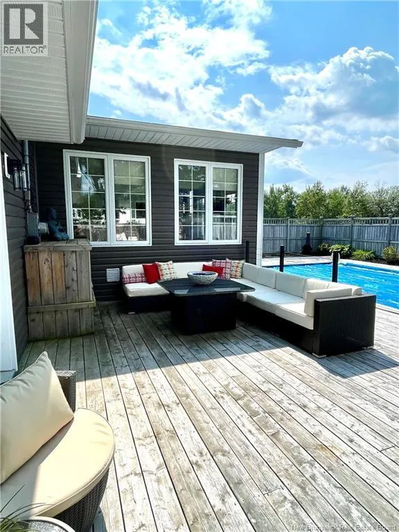 615 Rockland Road