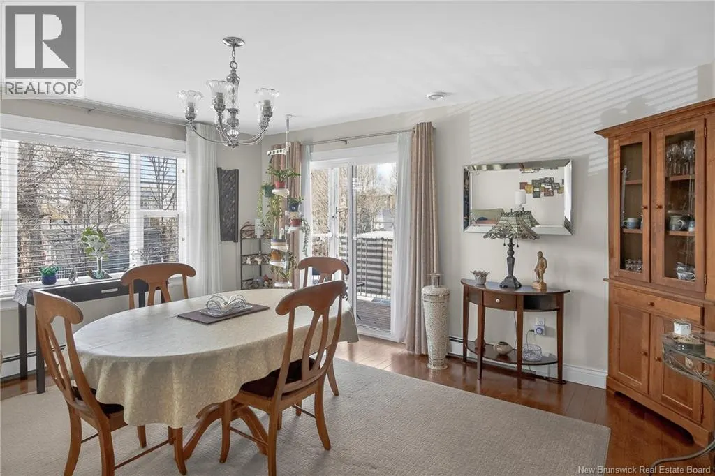 20 King George Court Unit# 302