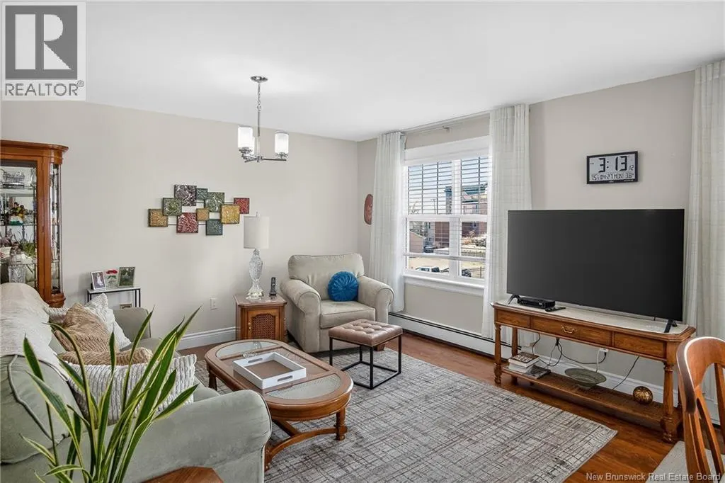 20 King George Court Unit# 302