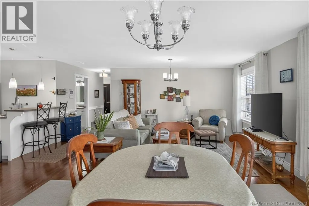 20 King George Court Unit# 302