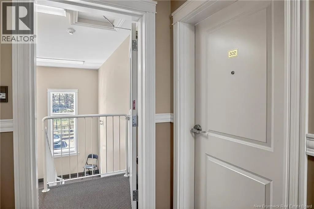 20 King George Court Unit# 302