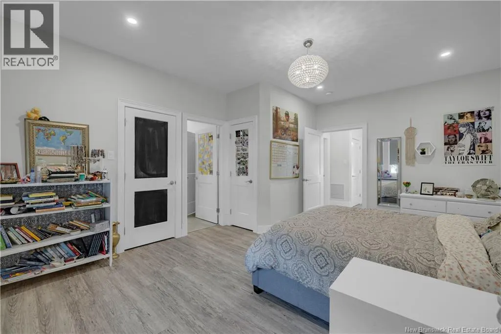 1121 Kennebecasis Drive