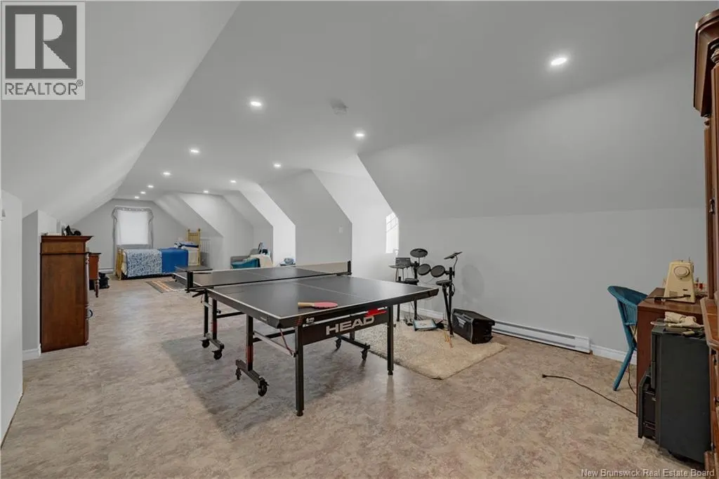 1121 Kennebecasis Drive