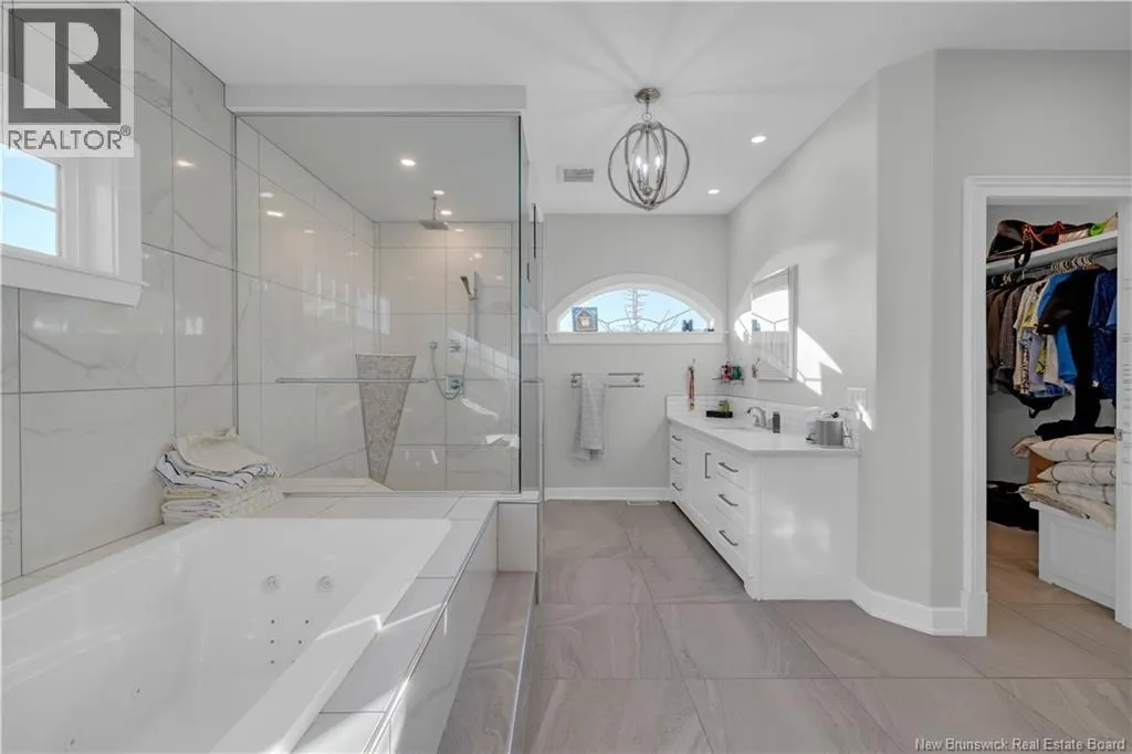 1121 Kennebecasis Drive