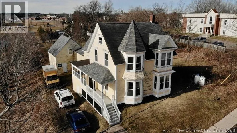 15 Allison Avenue