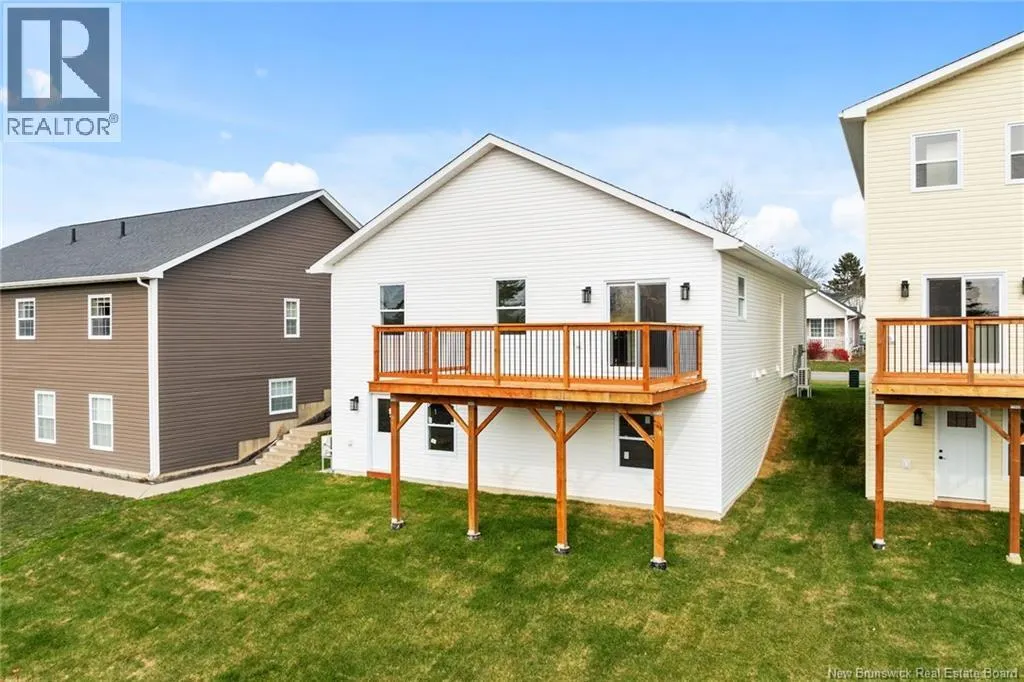 12 Briar Brook Place