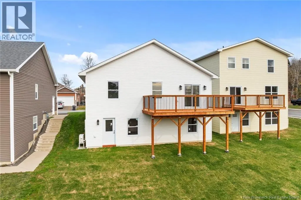 12 Briar Brook Place