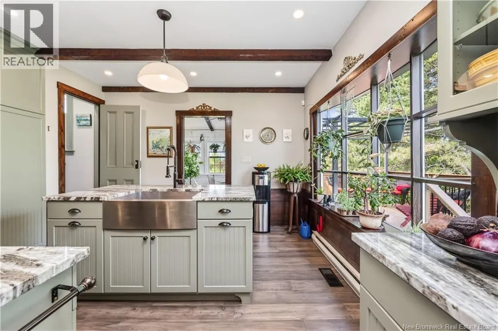 537 Trafalgar Road