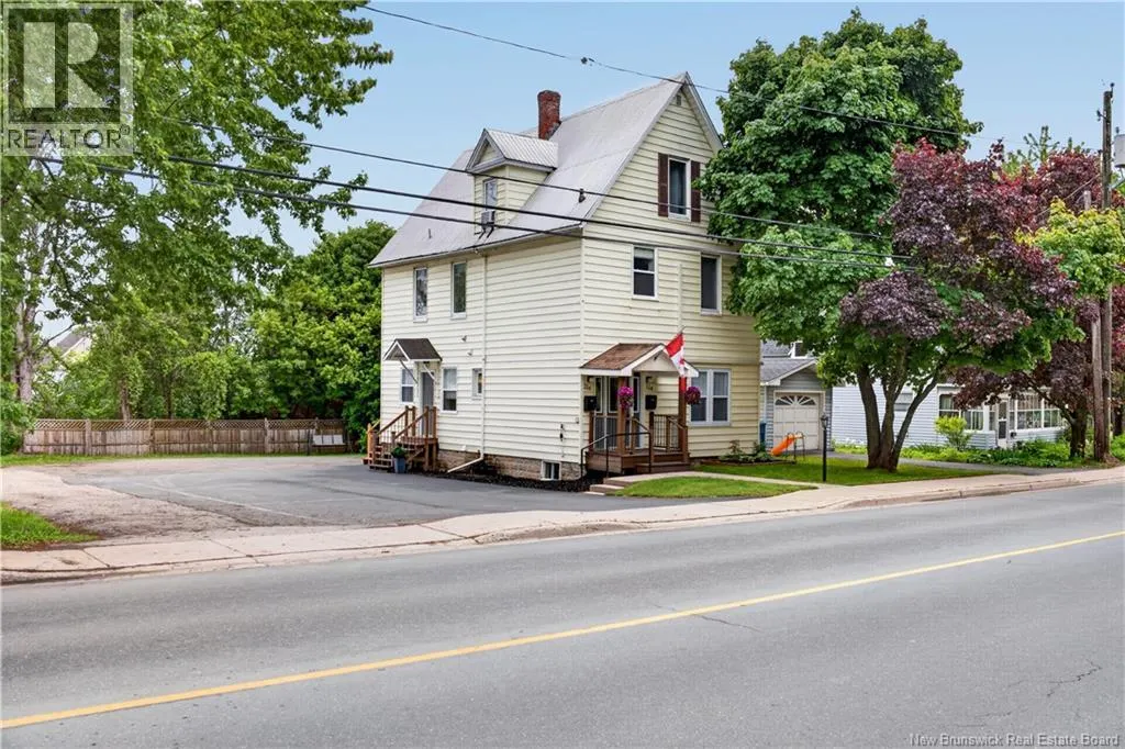 114 Pleasant Street