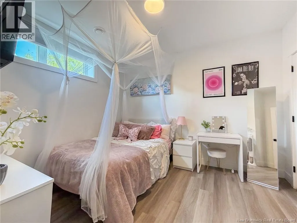 7 Aurora Street