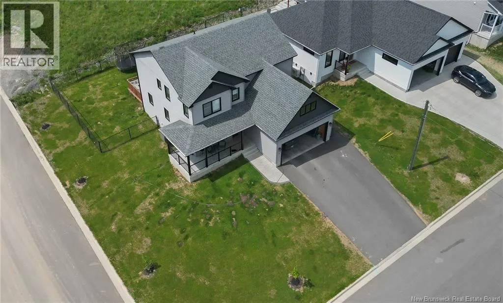 7 Aurora Street