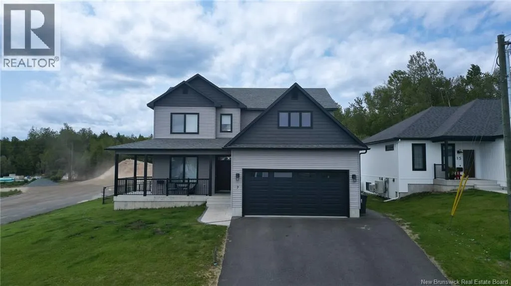 7 Aurora Street