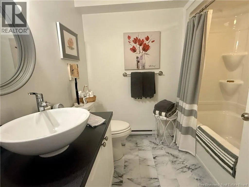 362 Carleton Street Unit# 108