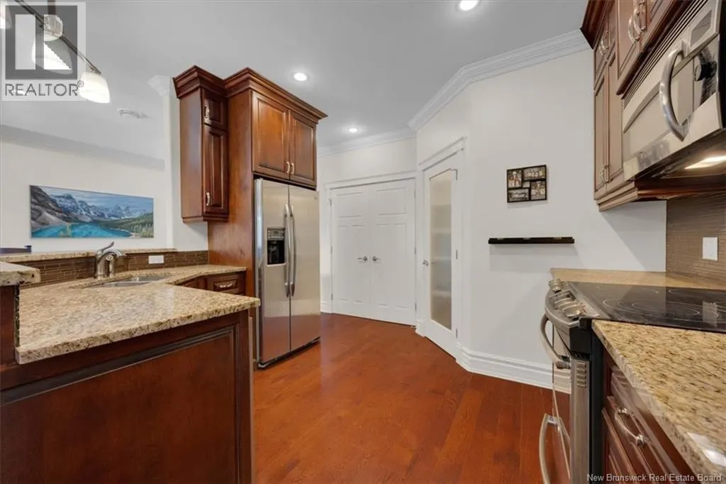 41 Yacht Haven Lane