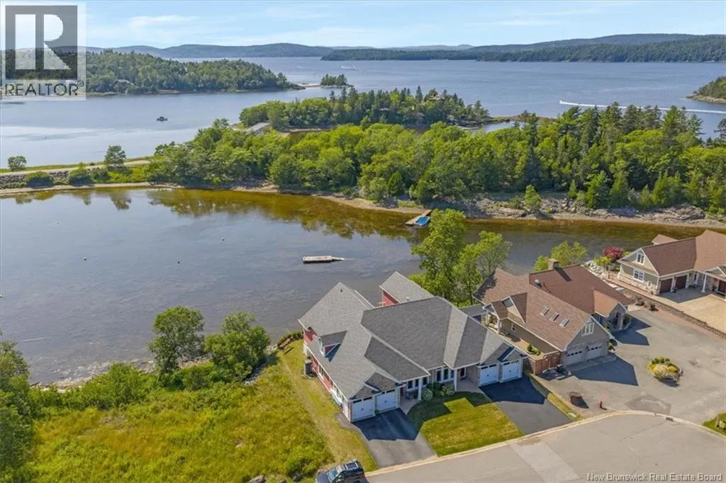 41 Yacht Haven Lane