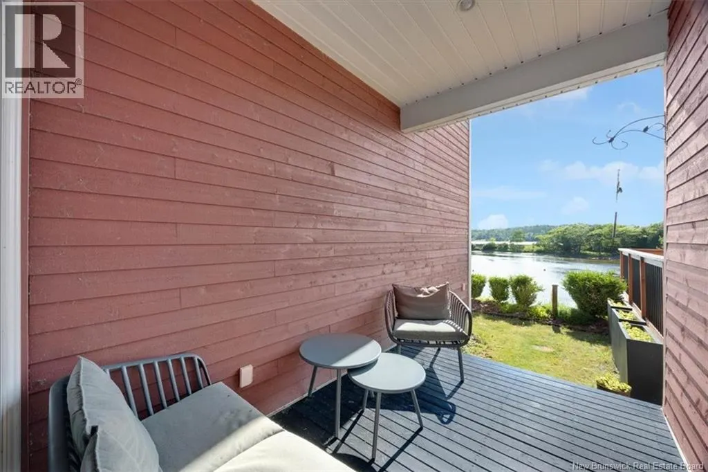 41 Yacht Haven Lane