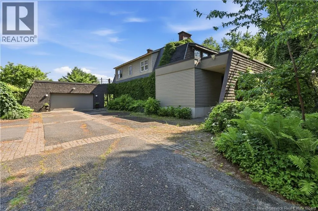 1421 Woodstock Road