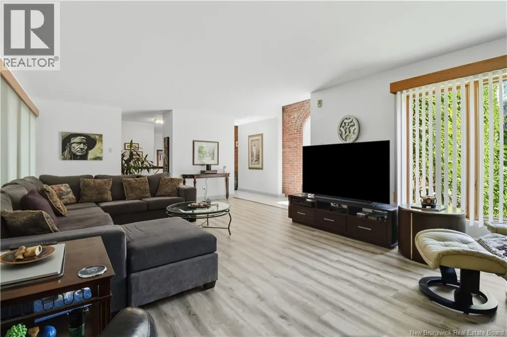 1421 Woodstock Road