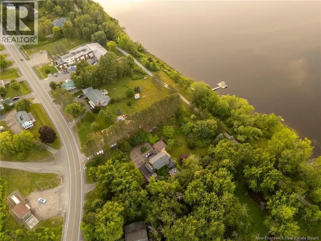 1421 Woodstock Road