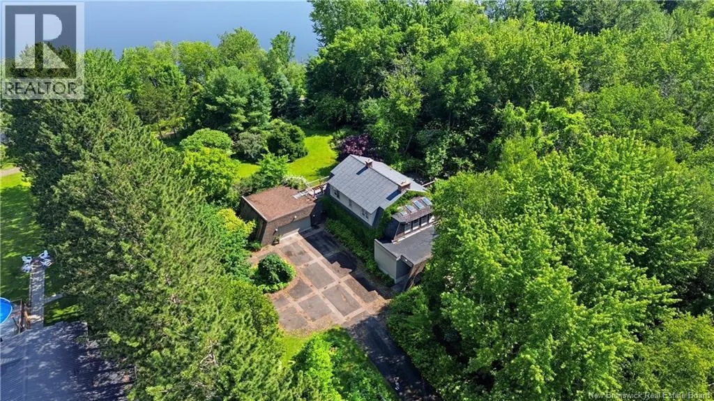 1421 Woodstock Road